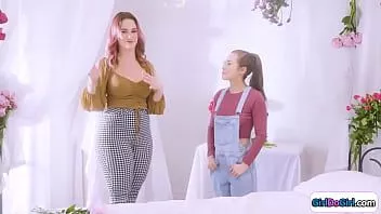 play Model tarafından facesitted busty fotoğrafçı