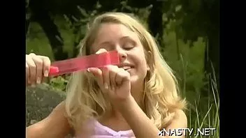 Play Venus gets her favorite sextoy out to play