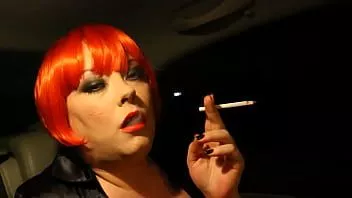 play Bbw tina snua chain smoking 2 120 cigarettes in the car