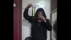 play Crossdressing Sissy Bi-sexuelles echtes Amateurvideo: Ich liebe es, das zu tun, was mir am besten gefällt