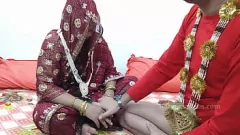 Play Husband Initiates Passionate Lovemaking with Wife on Their First Night Together