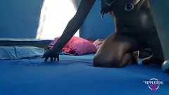 Afspelen Pierced MILF NippleringLover Vibrator Masturbation op Naakt Beach