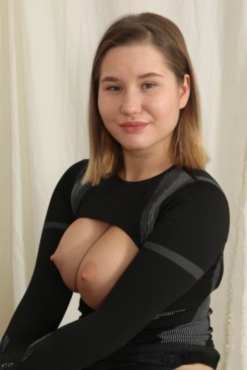 Bintang porno Amalia Davis