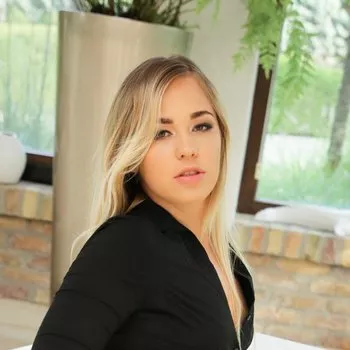 قناة Selvaggia Babe